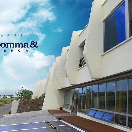 Comma&Spa Resort Seogwipo Exterior foto